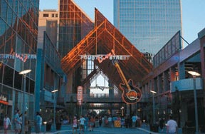 Fourth Street Live!