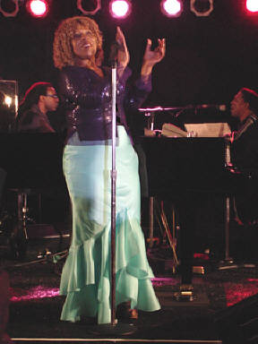 Roberta Flack with two of her singer/musicians.