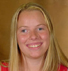 Andrea  Travis