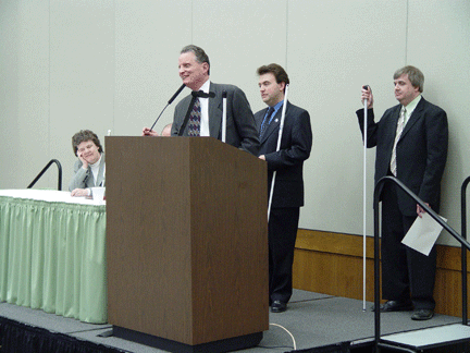 President Maurer welcomes the visitors.