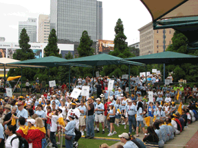 Marchers filled Centennial Park for ceremonies at the 2007 March for Independence.