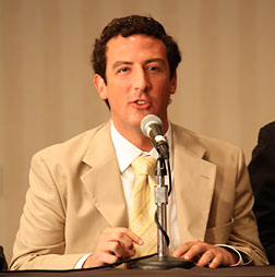 Isaac Lidsky addresses the audience at the board meeting.