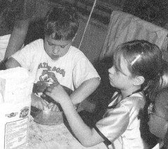 Picture of Joane Gabias and her brother,
Jeffrey.(19631 bytes)