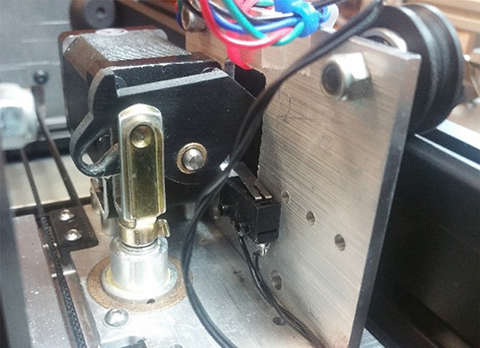Figure 9. Detail of mechanism for raising and lowering the stylus and changing the down force.